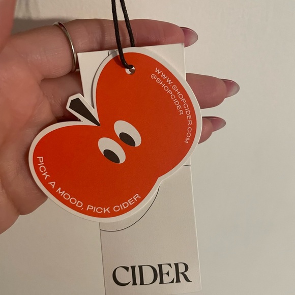 NWT Red and white knit collared top from Cider. - Picture 2 of 2